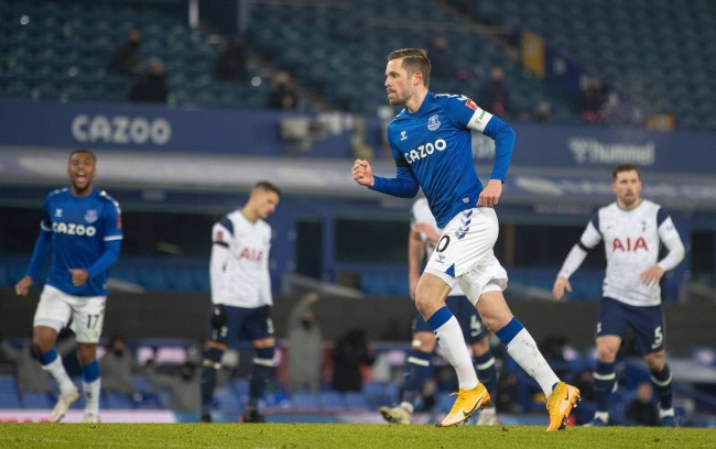 机采取行动 机采取行动